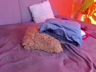 AnnieWolf's Live Sex Cam Show