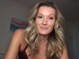 Discover nancy-babe20 from CamSoda
