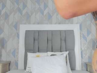 anaiscooper10 webcam model