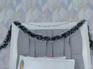 anaiscooper10 webcam model