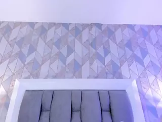 anaiscooper10's Live Sex Cam Show