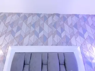 anaiscooper10's Live Sex Cam Show