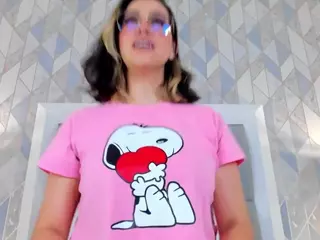 anaiscooper10's Live Sex Cam Show