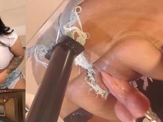 cookiesandboots's CamSoda show and profile