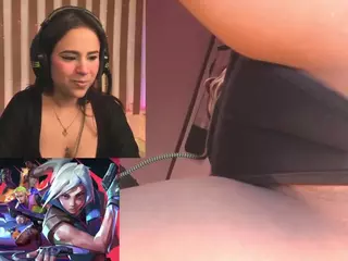 CookiesAndBoots's Live Sex Cam Show