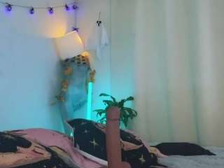 elissecinnamon webcam