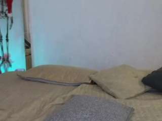 elissecinnamon webcam