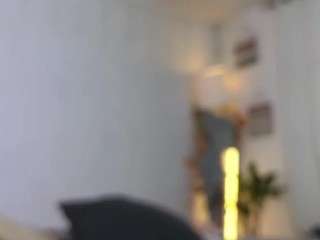 Live webcam model elissecinnamon on Soda Cams