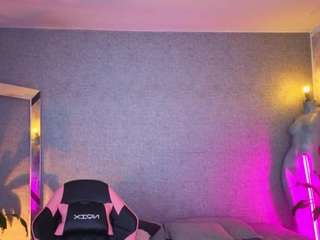 Elissecinnamon's cam show statistics and live stream