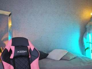 elissecinnamon's live room