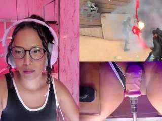 hyliebloom webcam model