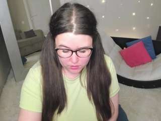 kira-yoon live webcam show