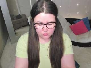 kira-yoon live webcam show