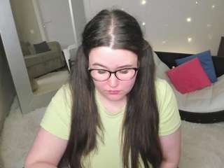 kira-yoon live webcam show