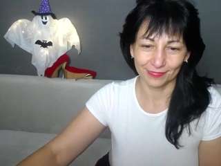 LiluGrants live cam preview