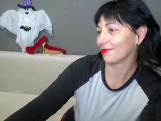 LiluGrants live cam preview