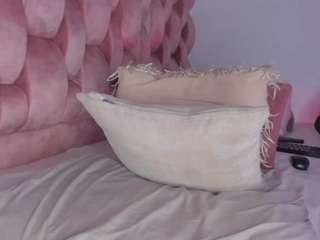 sweet-booty Live Webcam on CamSoda