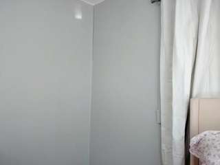 Live webcam model surecakes on Soda Cams