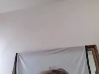 jirigshshssg's Live Sex Cam Show