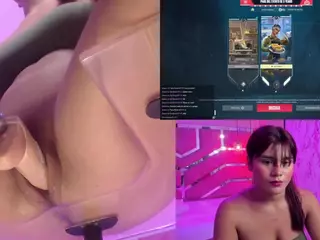 SaraHillGames's Live Sex Cam Show