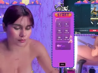 SaraHillGames's Live Sex Cam Show