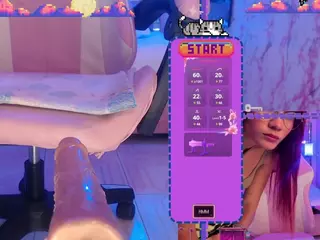SaraHillGames's Live Sex Cam Show