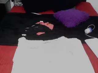 shanttal0272 Live Webcam on CamSoda