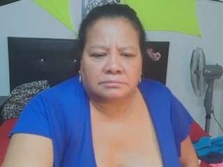 shanttal0272 live cam profile