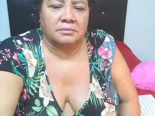 shanttal0272 Live Webcam on CamSoda