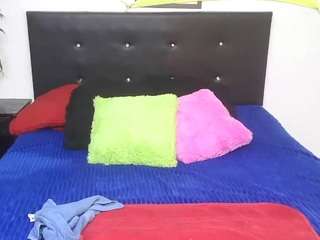 shanttal0272 Live Webcam on CamSoda
