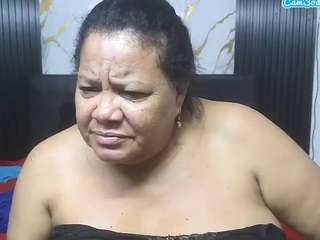 shanttal0272 live webcam show