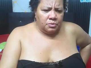 shanttal0272 live webcam show