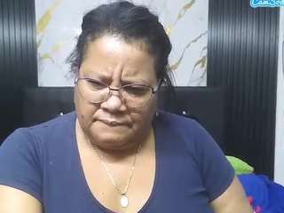 shanttal0272 live webcam show