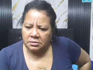shanttal0272 live webcam show