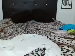 shanttal's Live Sex Cam Show