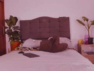 2gaays1stra8 Live Webcam on CamSoda