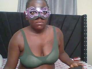 le modèle bootyliciousmidweek est en webcam porno dans un show sur le site camsoda, il possède les tags suivants: amateur,no smoking,thick,tease,strip,squirter,spank,solo-show,sex-toys,pussy,pov,orgasm,anal,normal,lush,control,ass,asshole,bisexual,fingers