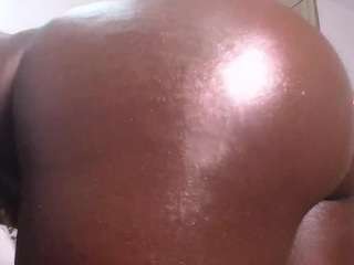 Ebony_Pearl69