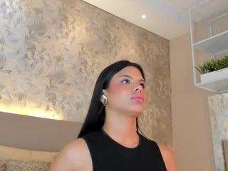 jadakaii's CamSoda show and profile