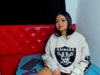 hiilary19