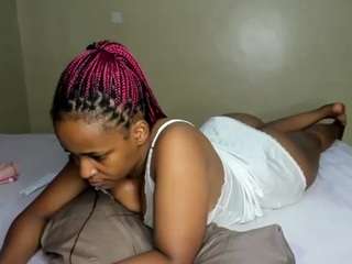 kinkytalia live cam profile