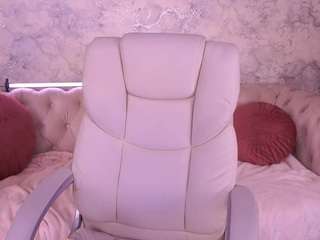 sofiebloom's CamSoda show and profile