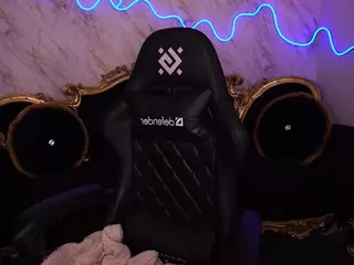 SofieBloom's Live Sex Cam Show