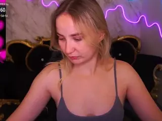 SofieBloom's Live Sex Cam Show