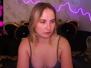 SofieBloom's Live Sex Cam Show