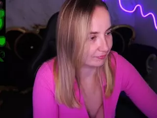 SofieBloom's Live Sex Cam Show
