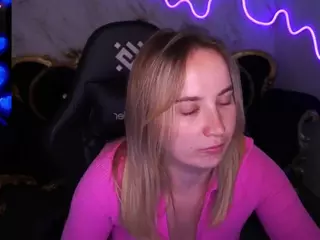 SofieBloom's Live Sex Cam Show