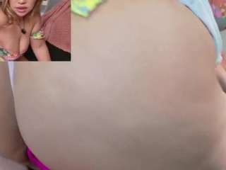 Live webcam model spikedbella on Soda Cams