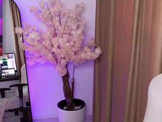 alexaayme live webcam show