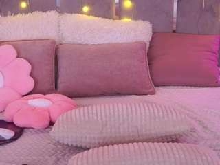 GraceHotDavies — LIVE on Camsoda